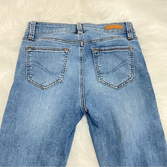 Sanctuary Connector Kick-Crop Button Front Jeans Sahara Blue Light Wash 26 - Picture 3 of 6